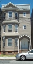 Building Photo - 483 Avon Ave