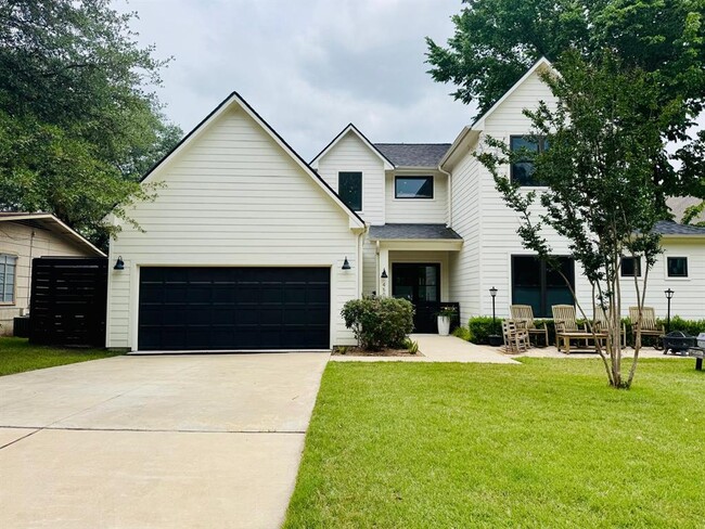 Foto del edificio - 4509 Finley Dr