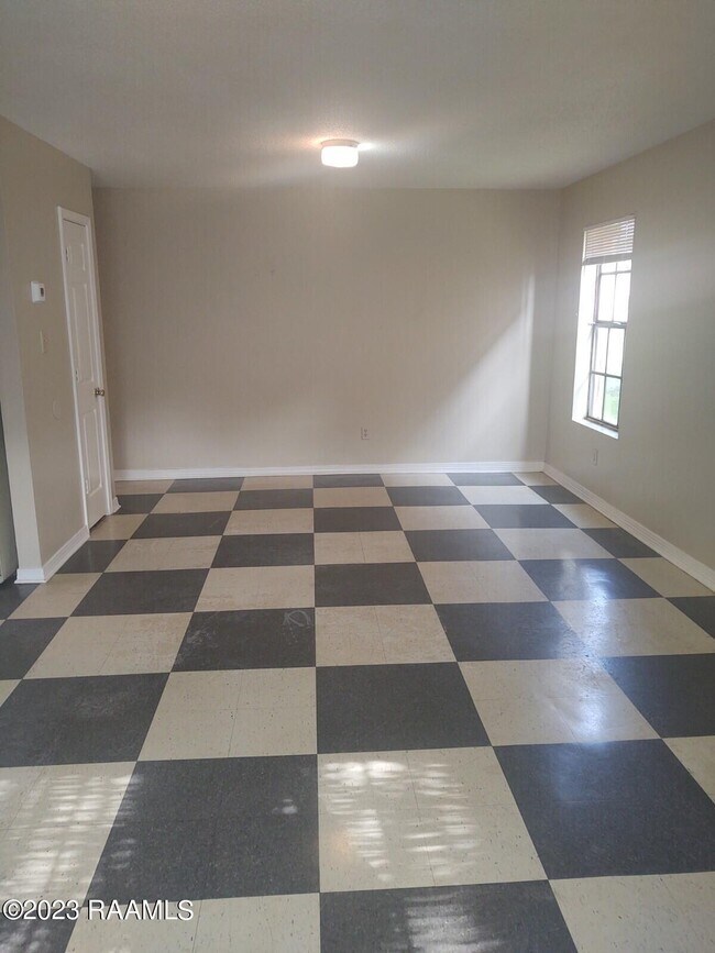 Foto del edificio - 502 Scotsdale St