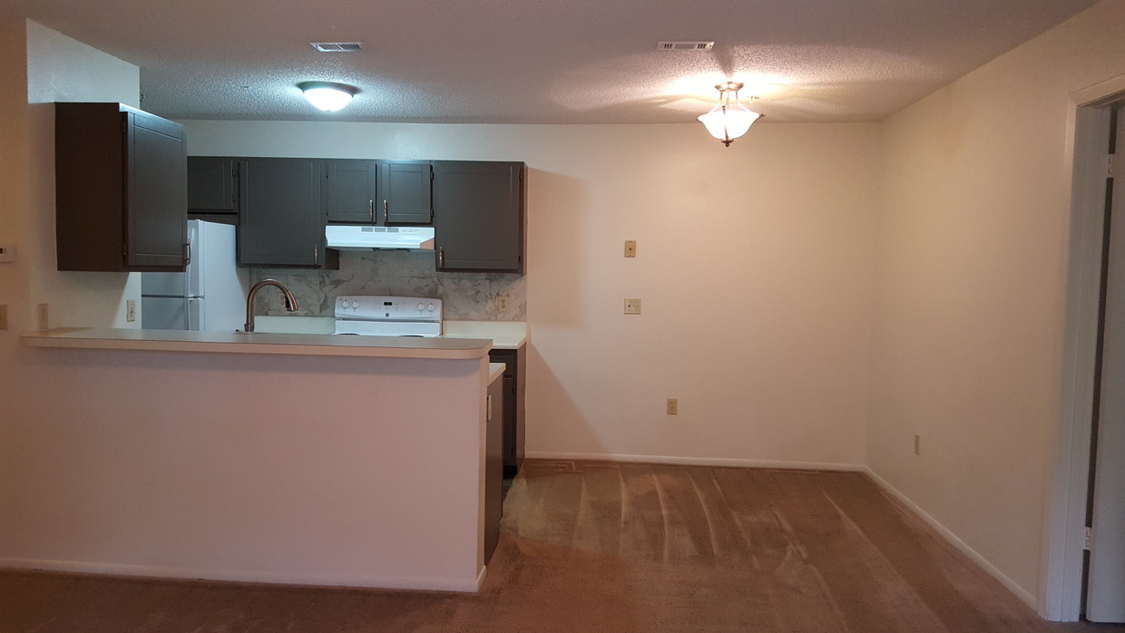 Foto principal - 627 Dory Ln
