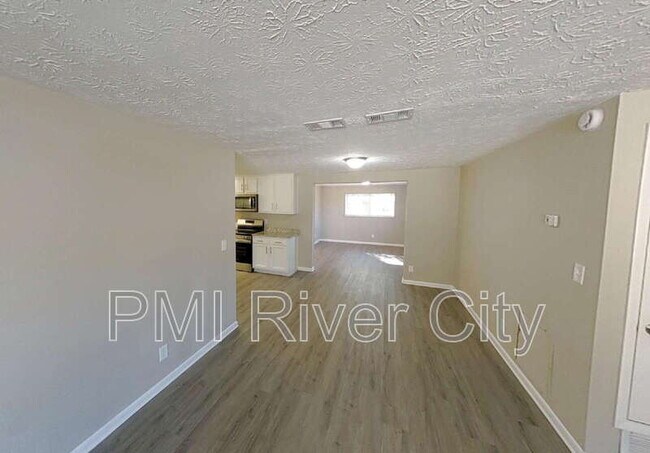 Foto del edificio - 1214 Santiago Dr