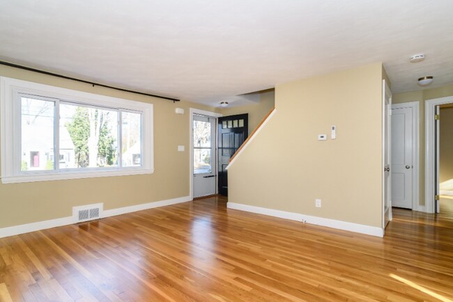 Foto del edificio - 7 Ferndale Rd