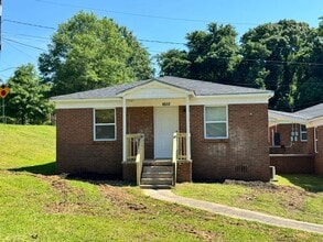 Building Photo - 4507 Helena St