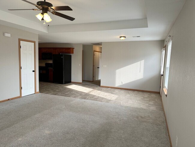 Foto del edificio - 3 Bed Single Level Duplex in Blue Springs;...