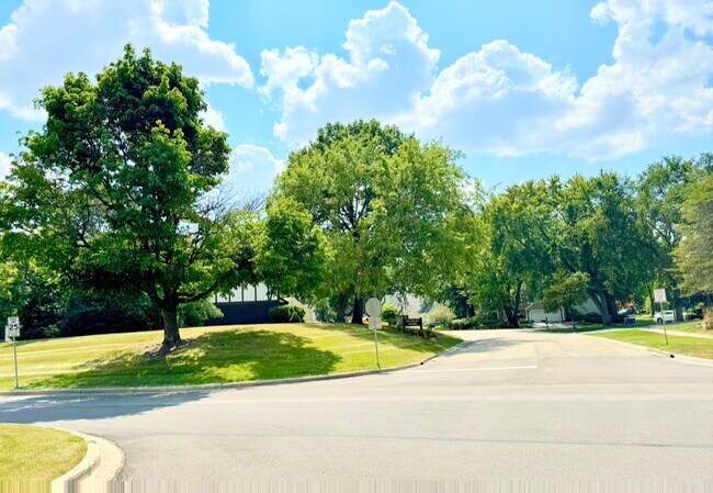 Foto del edificio - 61 Southgate Course