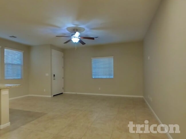 Foto del edificio - 12584 W Via Dona Rd