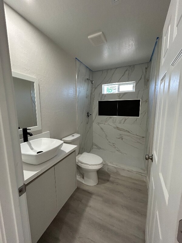 Foto del edificio - 1541 Laguna St