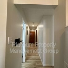 Building Photo - 2024-2035 35 Ave SW