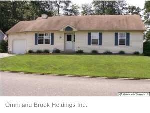 Foto principal - 3 br, 2 bath House - 115 Oneida Lake Dr