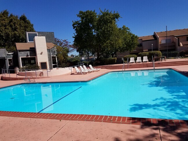 Foto del edificio - Resort-Style Complex Studio