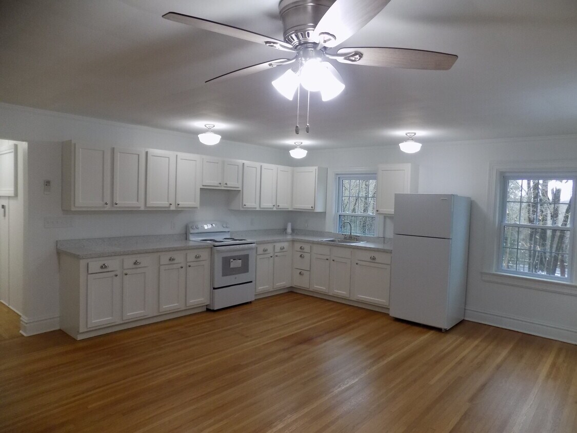 Foto principal - 1810 Volney Rd