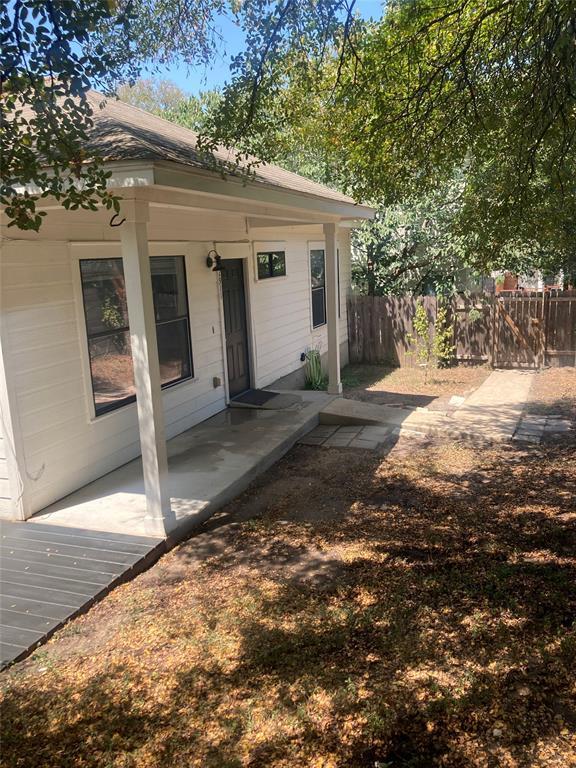 Building Photo - 2911 E 13th St