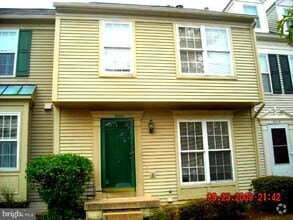 Building Photo - 2011 Quiet Creek Ct