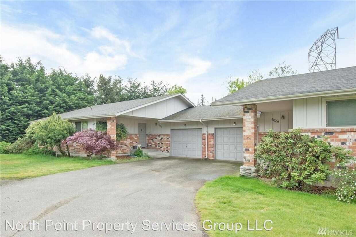 Primary Photo - 3 br, 2 bath House - 11211 126th Ave Ct E