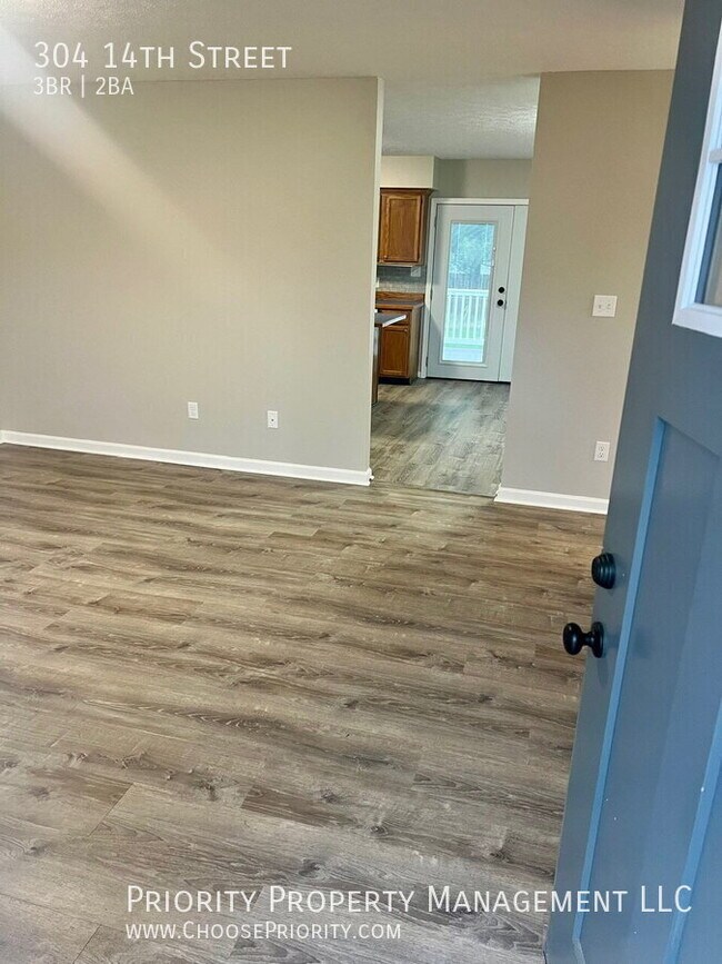 Foto del edificio - 304 14th St