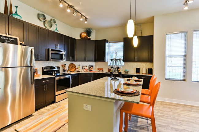 Building Photo - The Hyve