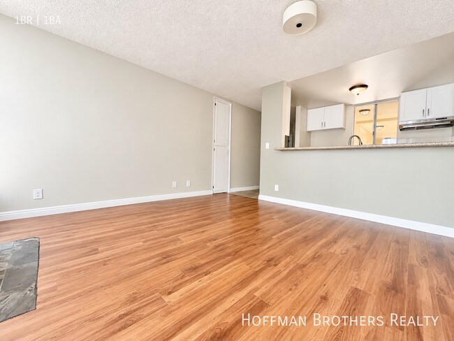 Foto del edificio - 1225 N Cherokee Ave