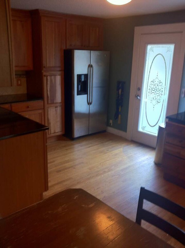 Kitchen - 30 Wall St