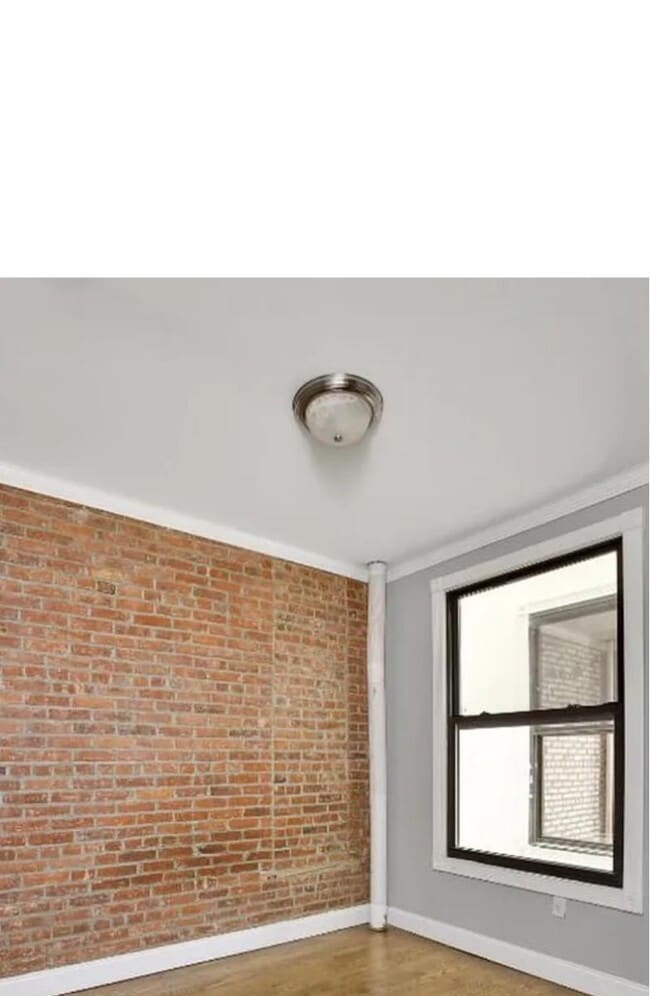 Building Photo - 438 W 52nd St