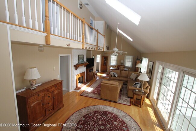 Foto del edificio - 1027 Barnegat Ln