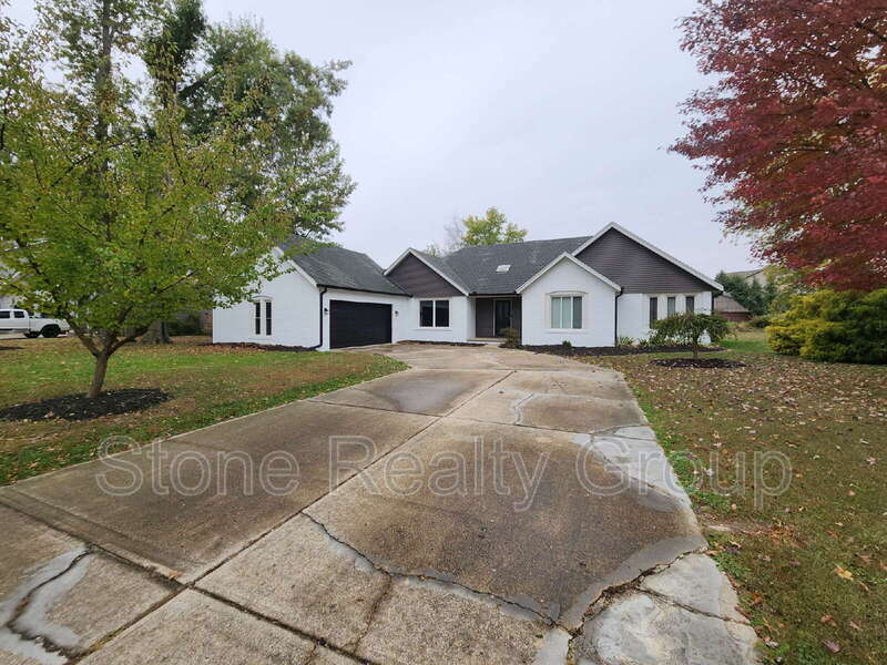 Primary Photo - 35 Ridgecrest Ct