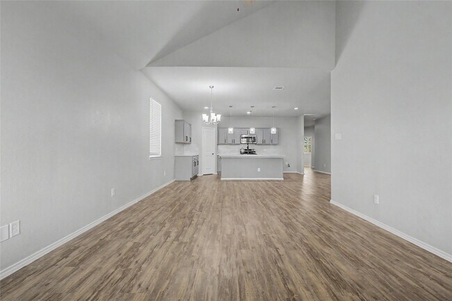 Building Photo - 20926 Corisande St