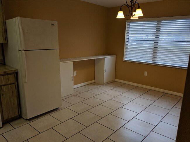 Building Photo - 5353 W Customer Ct