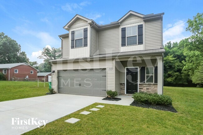 Building Photo - 1703 Rocky River Rd