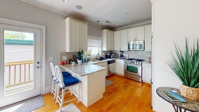 Building Photo - 57 Preble St