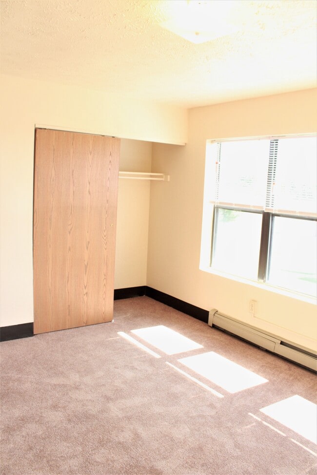 Building Photo - Parkstead City Center