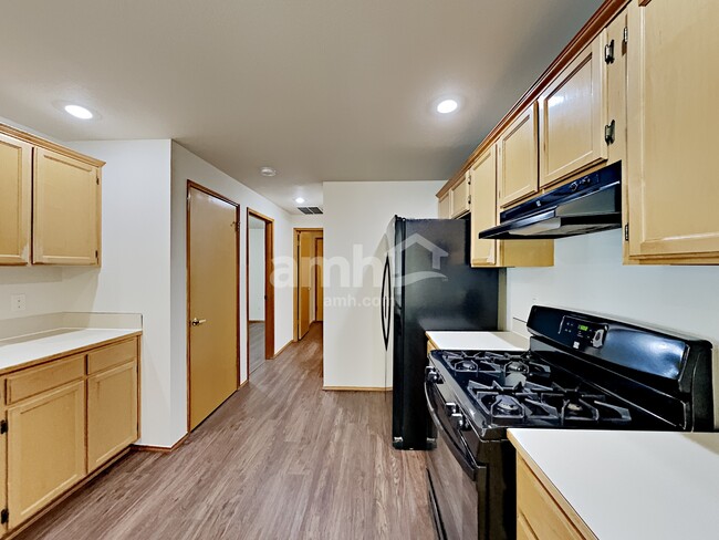 Foto del edificio - 8303 1st Pl SE