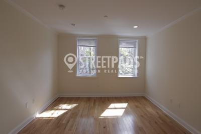Foto principal - 1 bedroom in Cambridge MA 02138