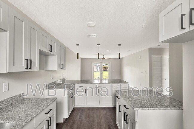 Foto del edificio - 10109 Old St Augustine Rd