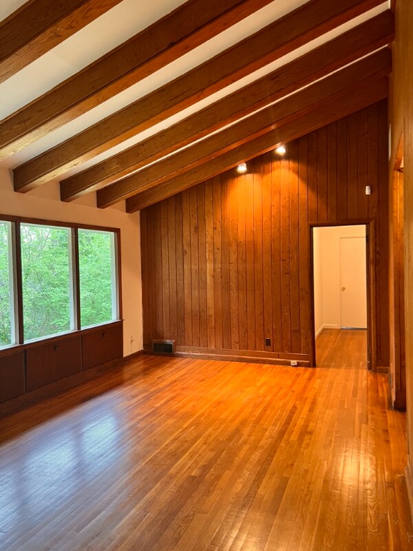 Foto del edificio - 2733 Redding Rd NE
