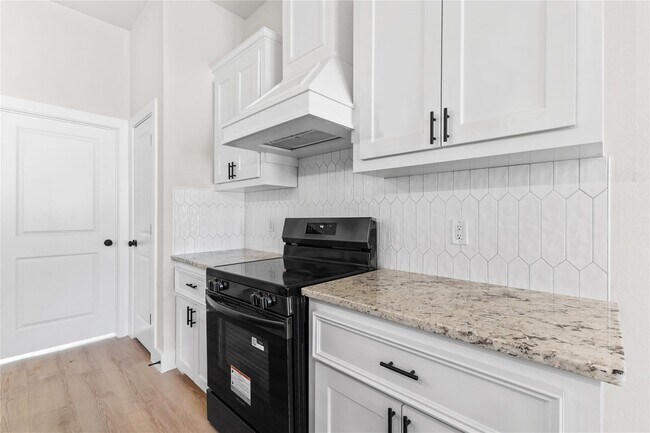 Foto del edificio - 2315 Progress Dr