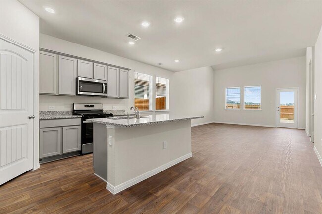 Building Photo - 112 Eagle Mountain Trl1