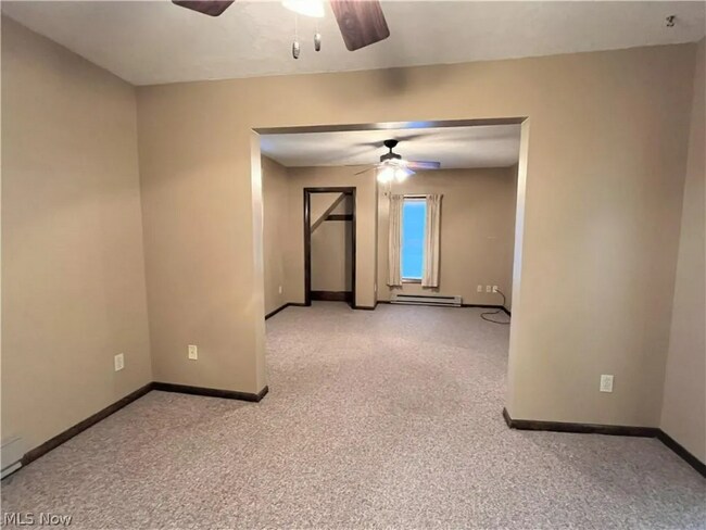Building Photo - 4033 Lincoln Way E