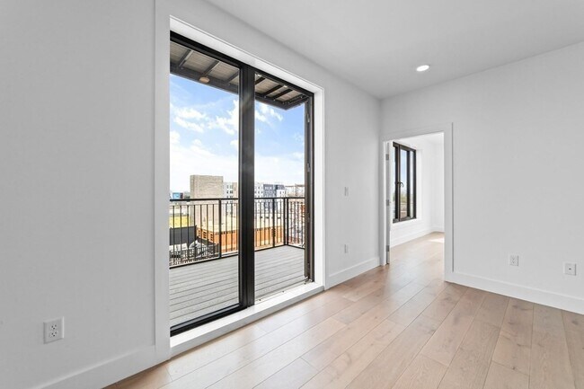 Building Photo - 30 Penniman Rd