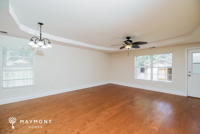 Building Photo - 324 Cohen Cir