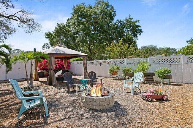 Foto del edificio - 232 Timberlane Dr