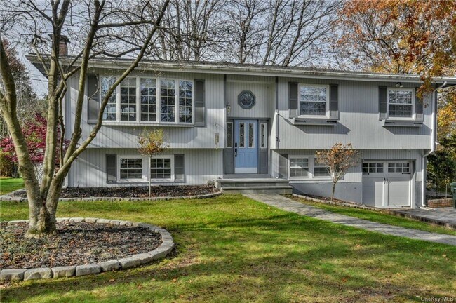 Building Photo - 3 Elmwood Dr