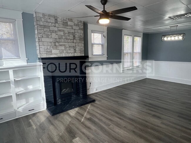 Building Photo - Lovely 1 Bedroom 1 Bath Apartment