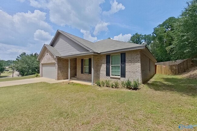 Foto del edificio - 112 Live Oak Dr