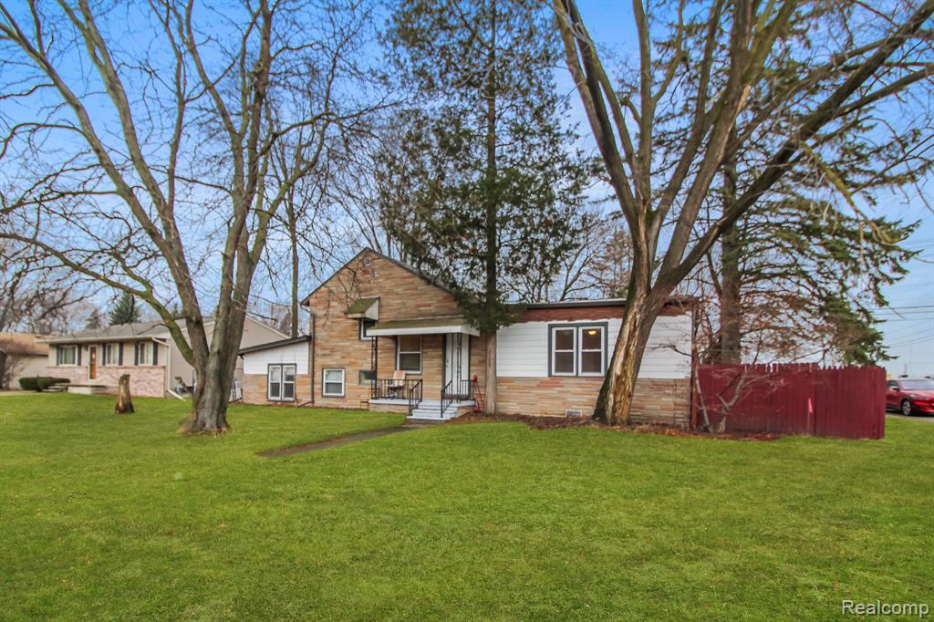 35440 Beechwood St, Westland, MI 48185 House Rental in Westland, MI