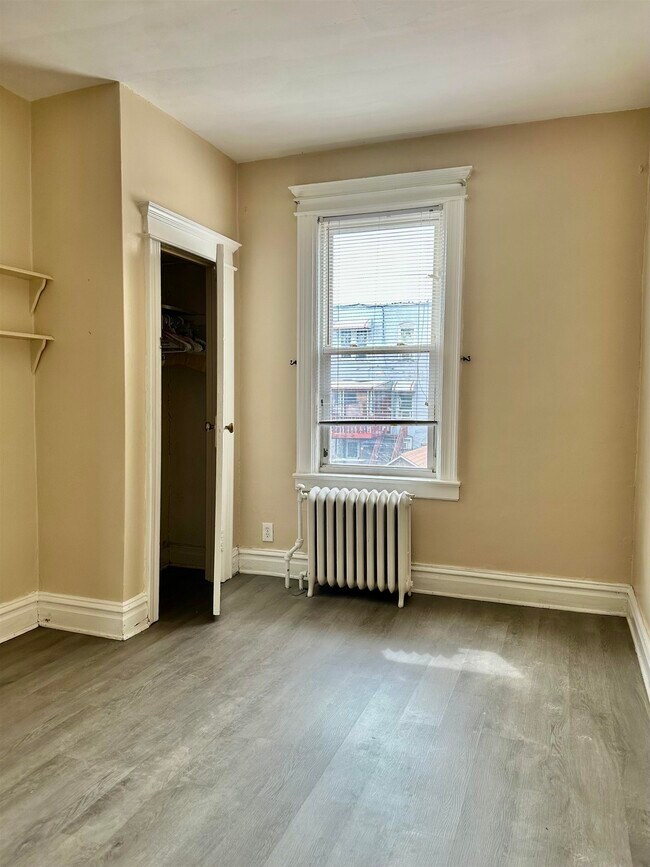Building Photo - 141 67th St