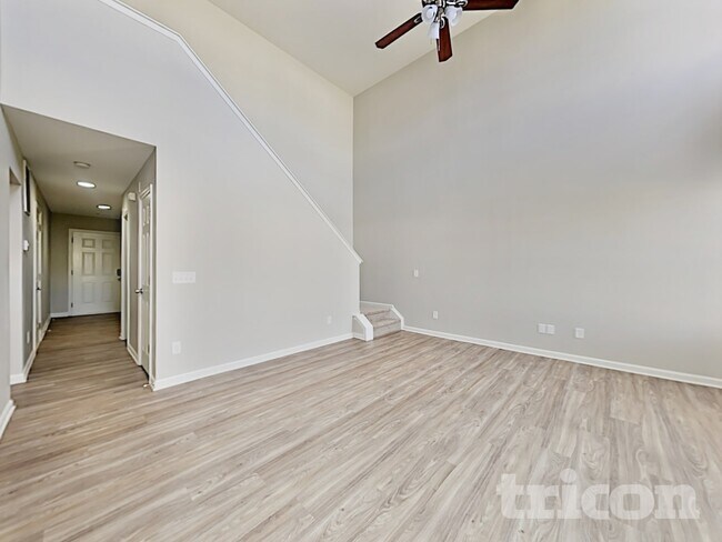 Foto del edificio - 2114 Lexington Ave