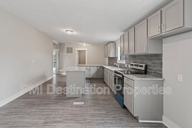 Building Photo - 30070 W 83rd St