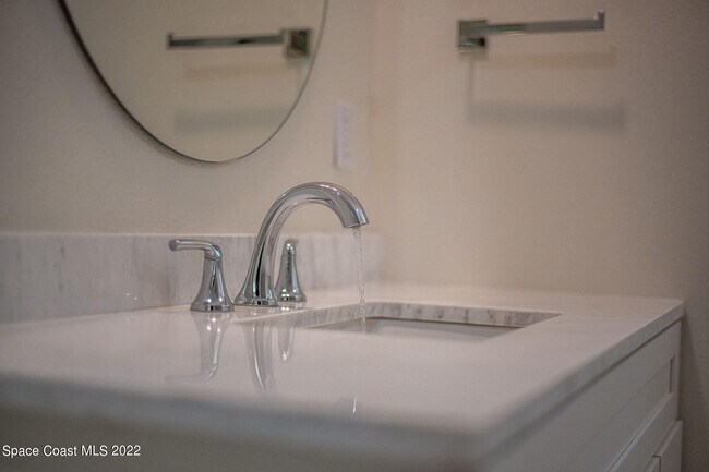 Foto del edificio - 452 Alice Dr