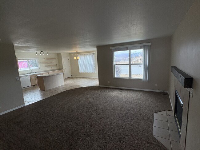 Foto del edificio - 1884 Sunset Rd