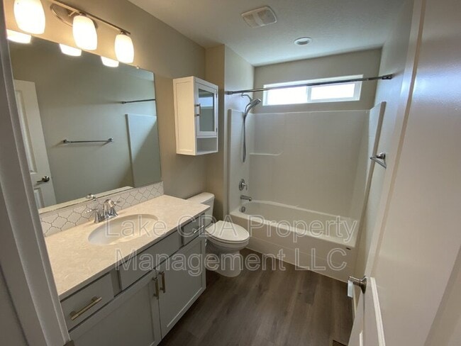 Building Photo - 6888 N Proust Dr